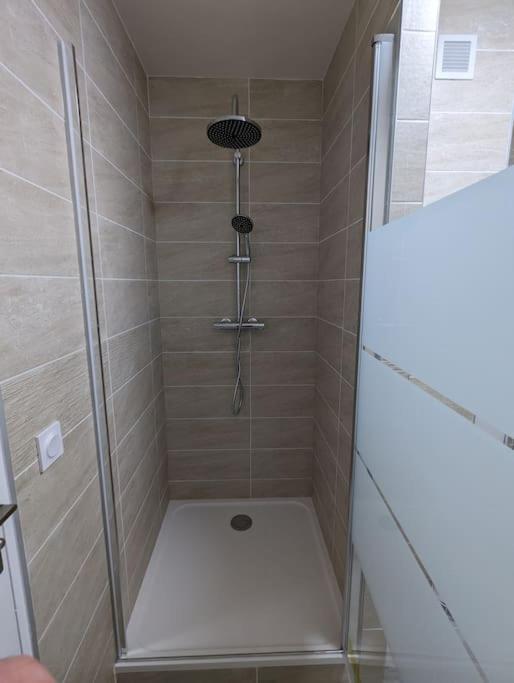 Appart Tout Confort Tres Proche Rer A Torcy  Dış mekan fotoğraf